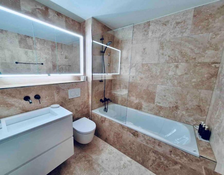 Modern Laax Apt, Swimming Pools, Wellness & Tennis Ngoại thất bức ảnh